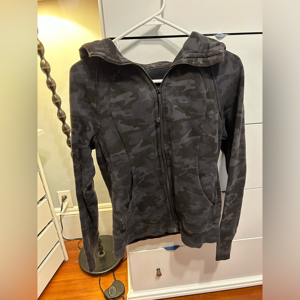 lululemon scuba camo zip up
